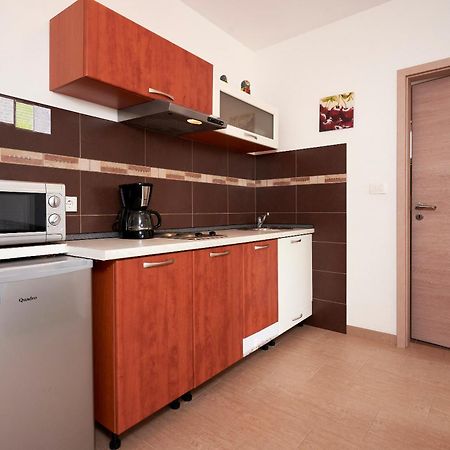 Apartmani B&B Лижнян Экстерьер фото