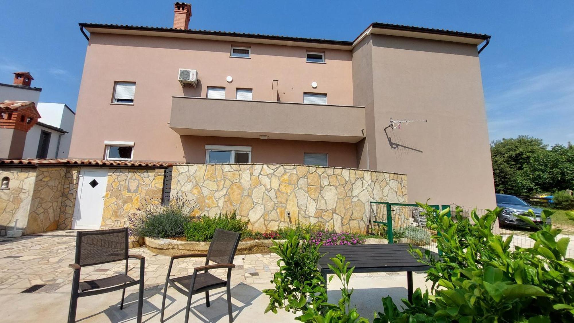 Apartmani B&B Лижнян Экстерьер фото