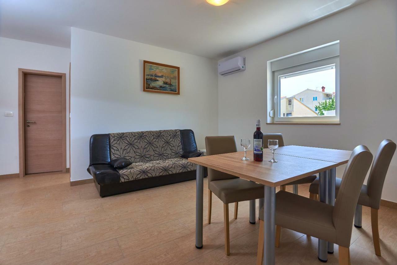 Apartmani B&B Лижнян Экстерьер фото