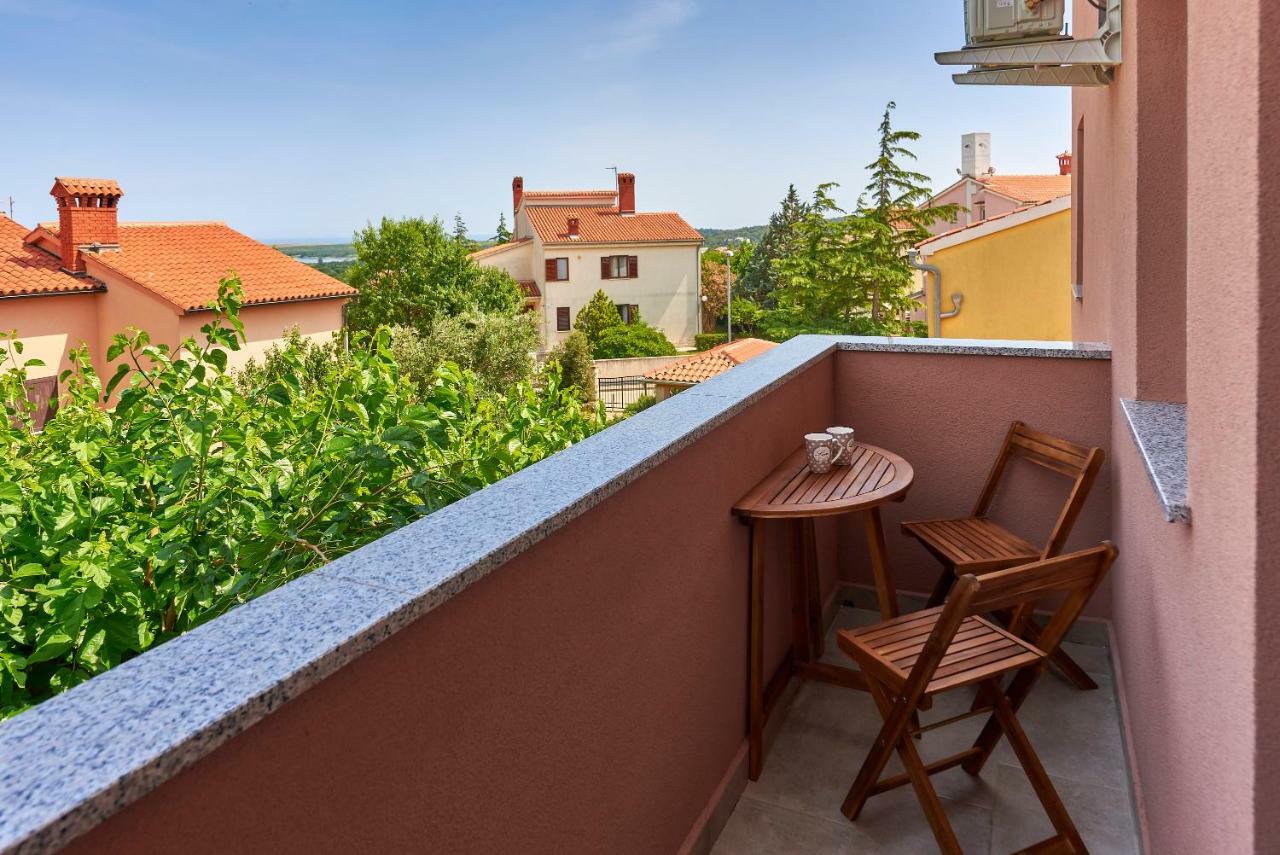 Apartmani B&B Лижнян Экстерьер фото