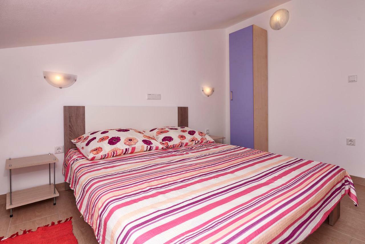 Apartmani B&B Лижнян Экстерьер фото