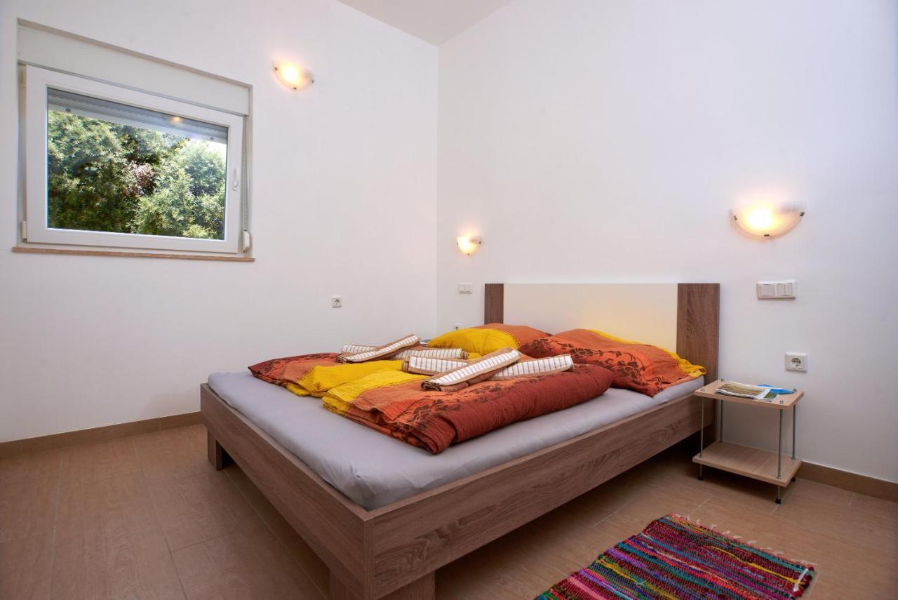 Apartmani B&B Лижнян Экстерьер фото